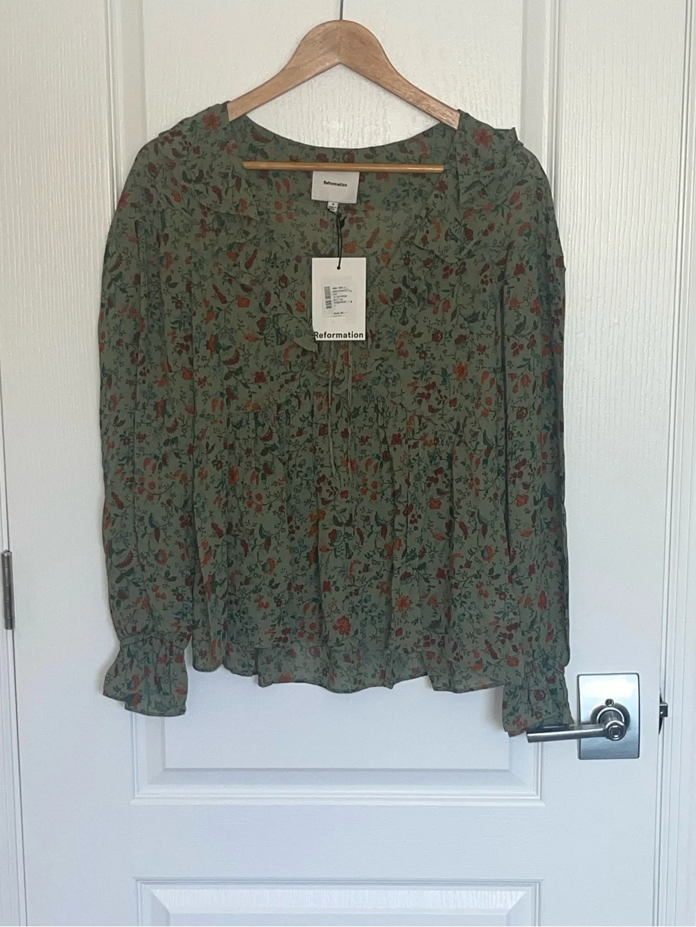 NEW REFORMATION Wyn Top PONDEROSA Green Floral Ruffle TieNeck Blouse Puff Sleeve